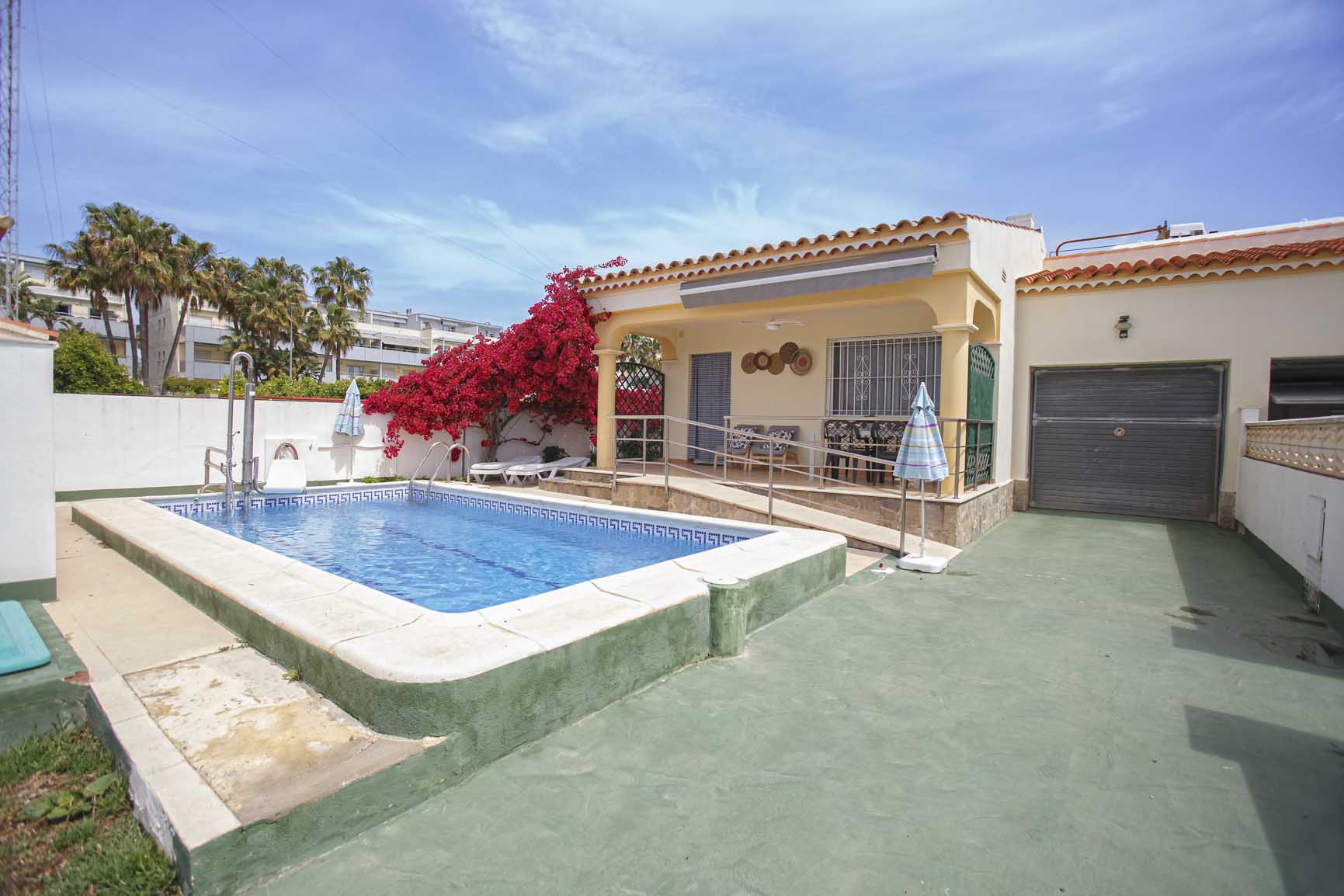 piscina privada apartamento ap12